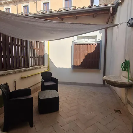 Dietro Al Corso Apartament LʼAquila
